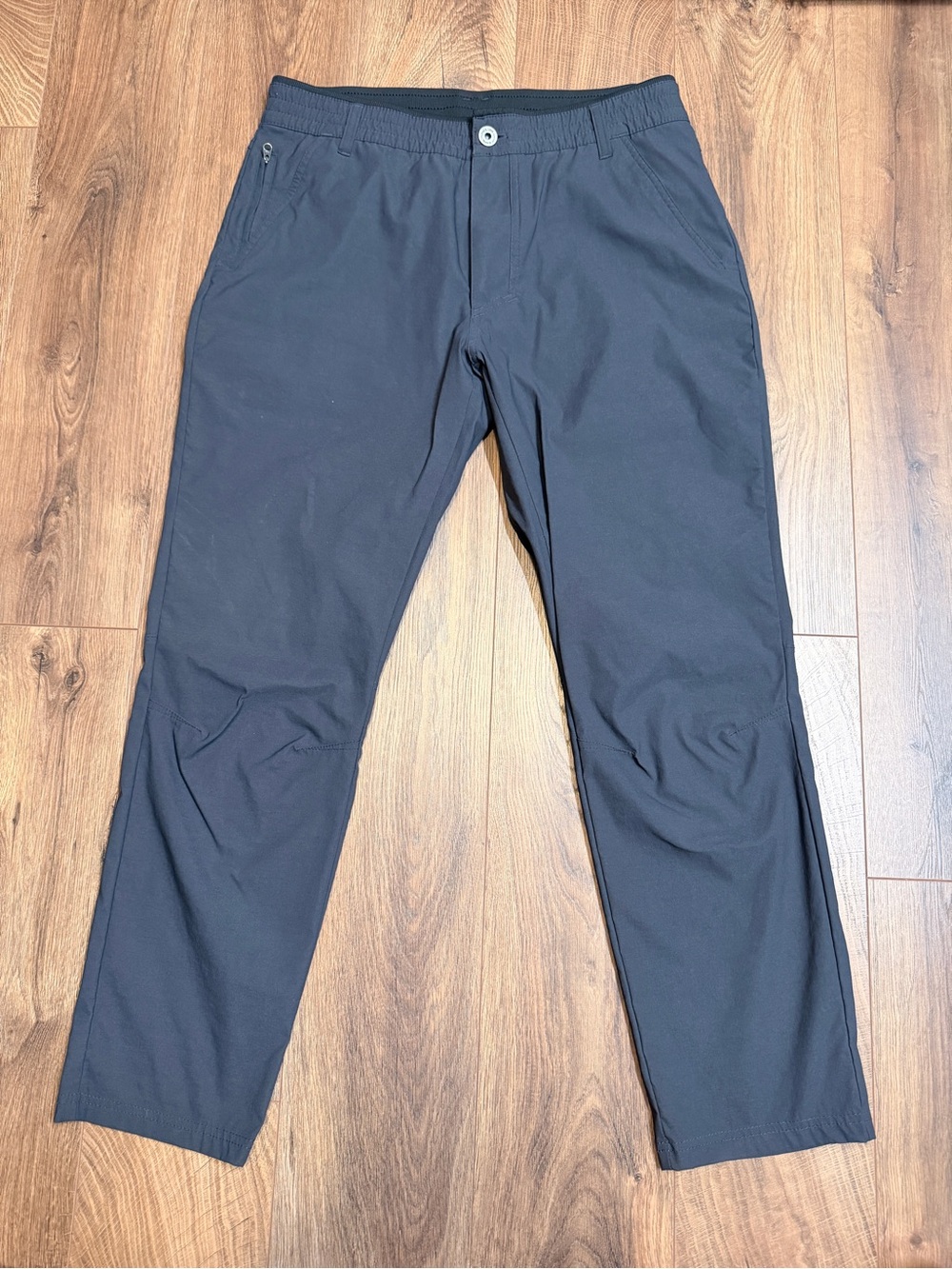 Like New Kuhl Men's Nocturnal Blue Renegade Pants SZ. 34x30